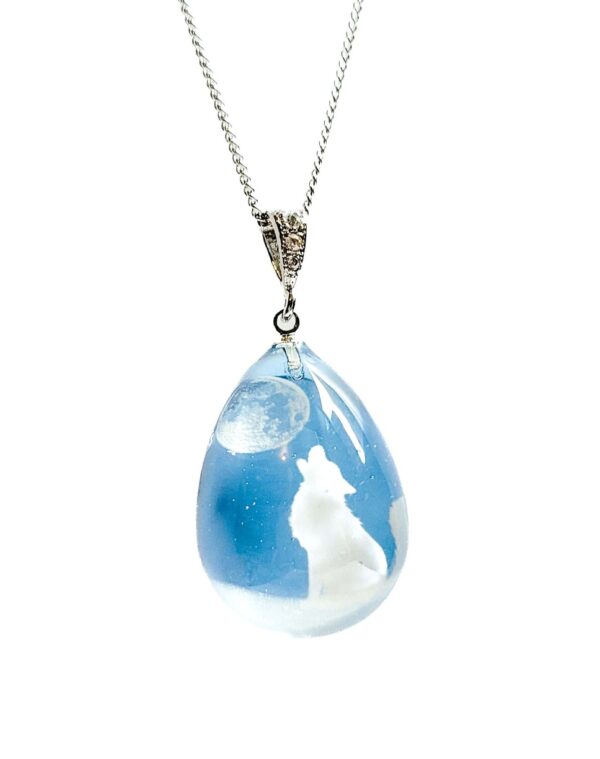 Pendentif goutte Loup blanc